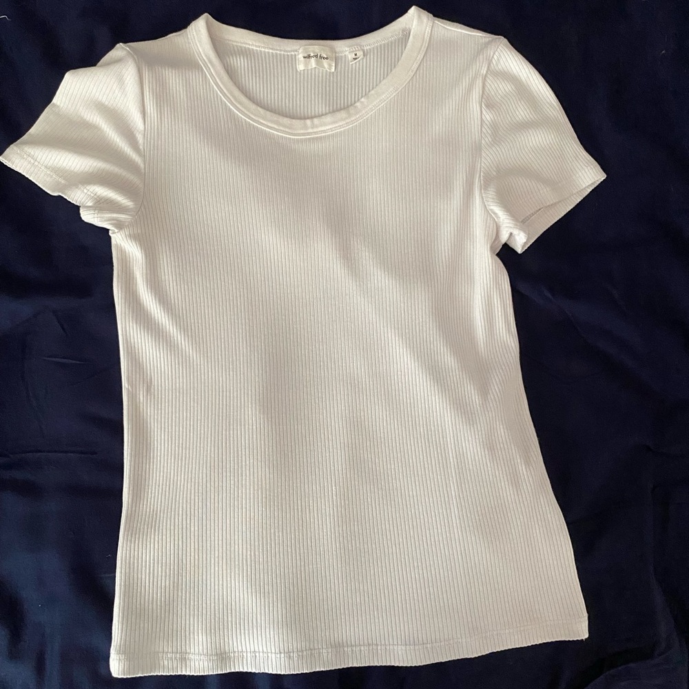 Wilfred Essential Classic White Ribbed Short Sleeve Tee